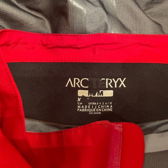 Arc’teryx Beta AR Jacket Men’s - Picture 16 of 16